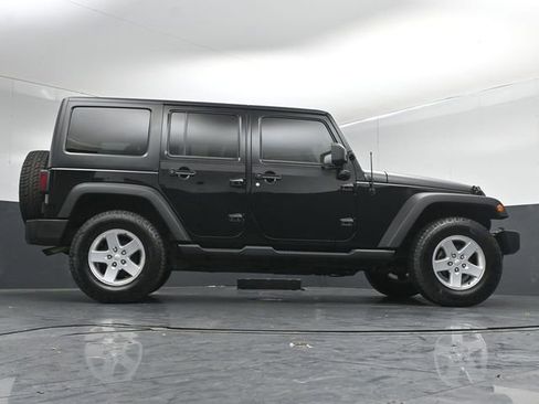 Used 2015 Jeep Wrangler Unlimited Sport w/ Quick Order Package 24S AWD/4WD image 41