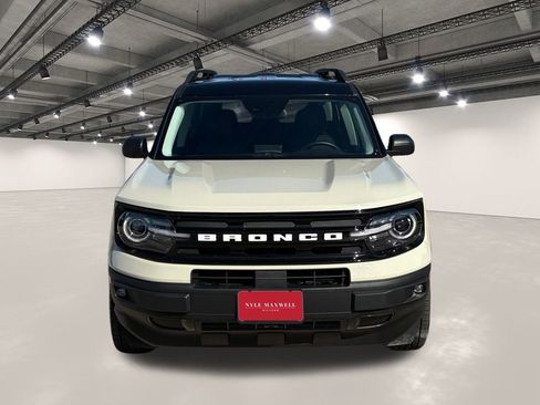 Used 2024 Ford Bronco Sport Outer Banks w/ Tech Package image 18