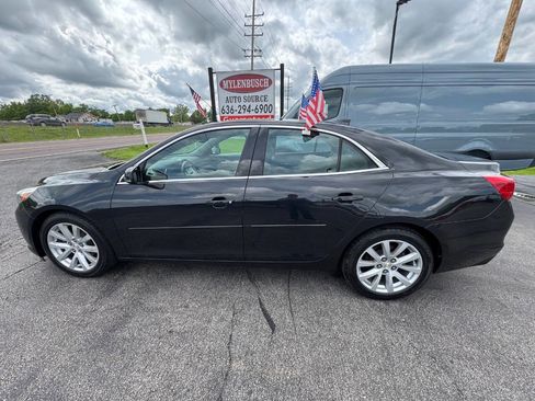 Used 2015 Chevrolet Malibu LT FWD image 1