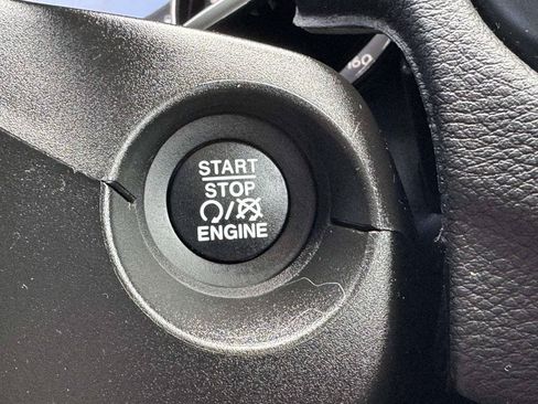 Used 2020 Jeep Compass Latitude FWD image 6