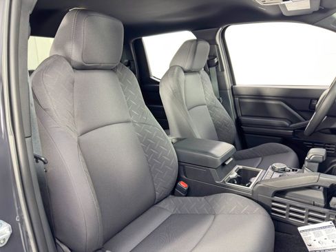 Used 2025 Toyota Tacoma SR5 image 35