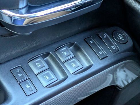 Used 2018 Chevrolet Silverado 1500 LT w/ All Star Edition image 24