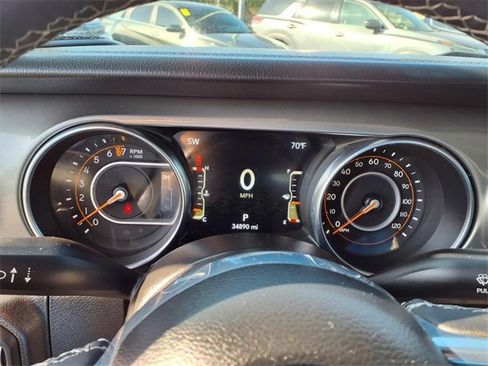 Used 2023 Jeep Gladiator Overland image 8