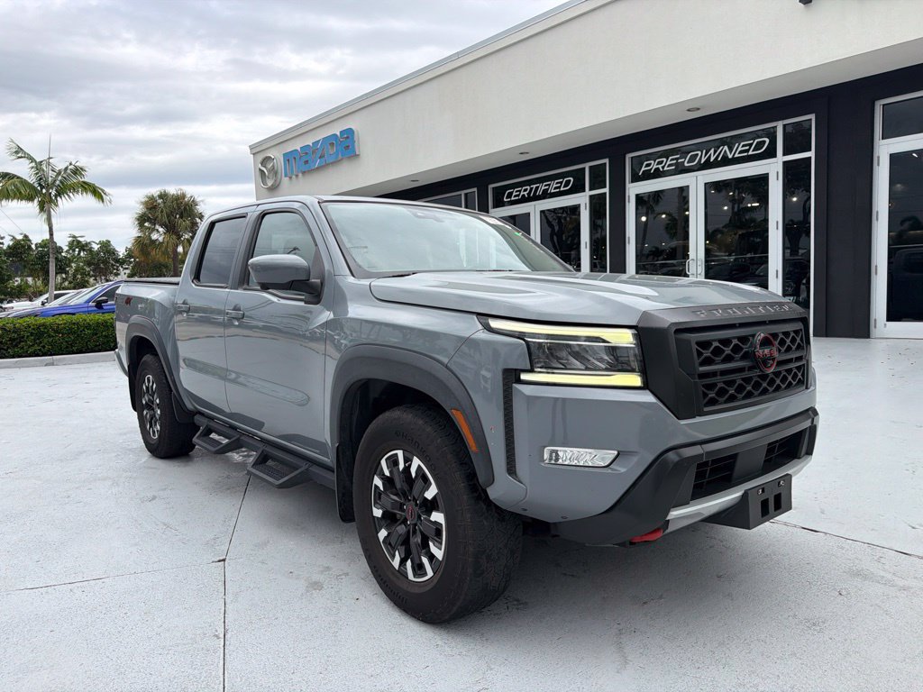 Used 2022 Nissan Frontier PRO-4X AWD/4WD image 9