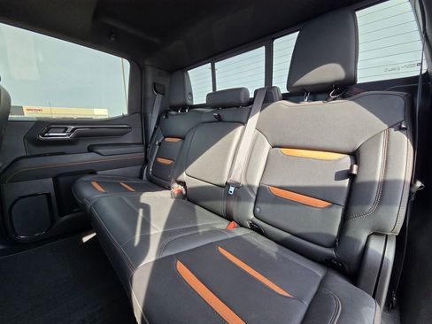 Used 2023 GMC Sierra 1500 AT4 w/ AT4 Premium Package image 24