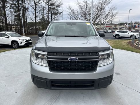 Used 2023 Ford Maverick XLT image 3