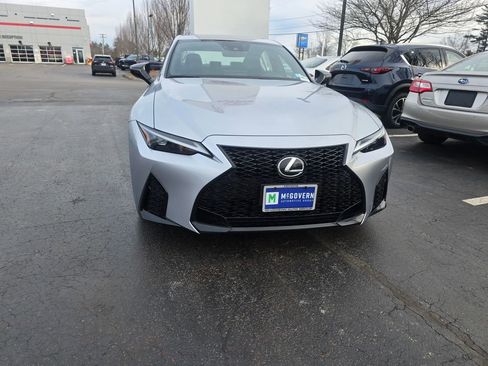 Used 2025 Lexus IS 350 F Sport image 9