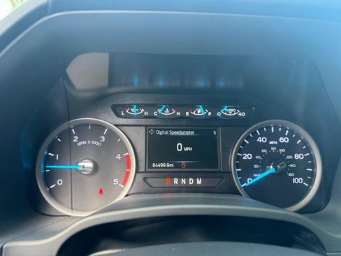 Used 2022 Ford F350 XLT image 21