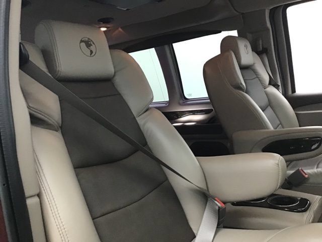 Used 2023 Chevrolet Express 2500 RWD image 40