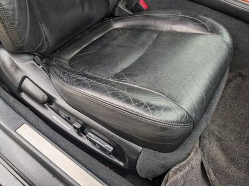 Used 2002 Lexus SC 430 Convertible image 32