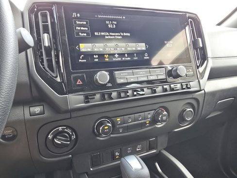 New 2026 Nissan Frontier SV w/ Tow Package image 15