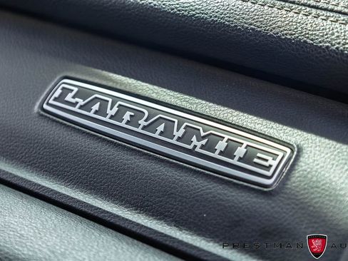 Used 2019 RAM 3500 Laramie AWD/4WD image 13
