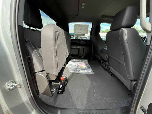 New 2026 Chevrolet Silverado 2500 Custom w/ Custom Convenience Package AWD/4WD image 31