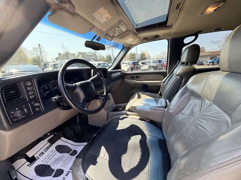 Used 2002 Chevrolet Tahoe LT AWD/4WD image 41