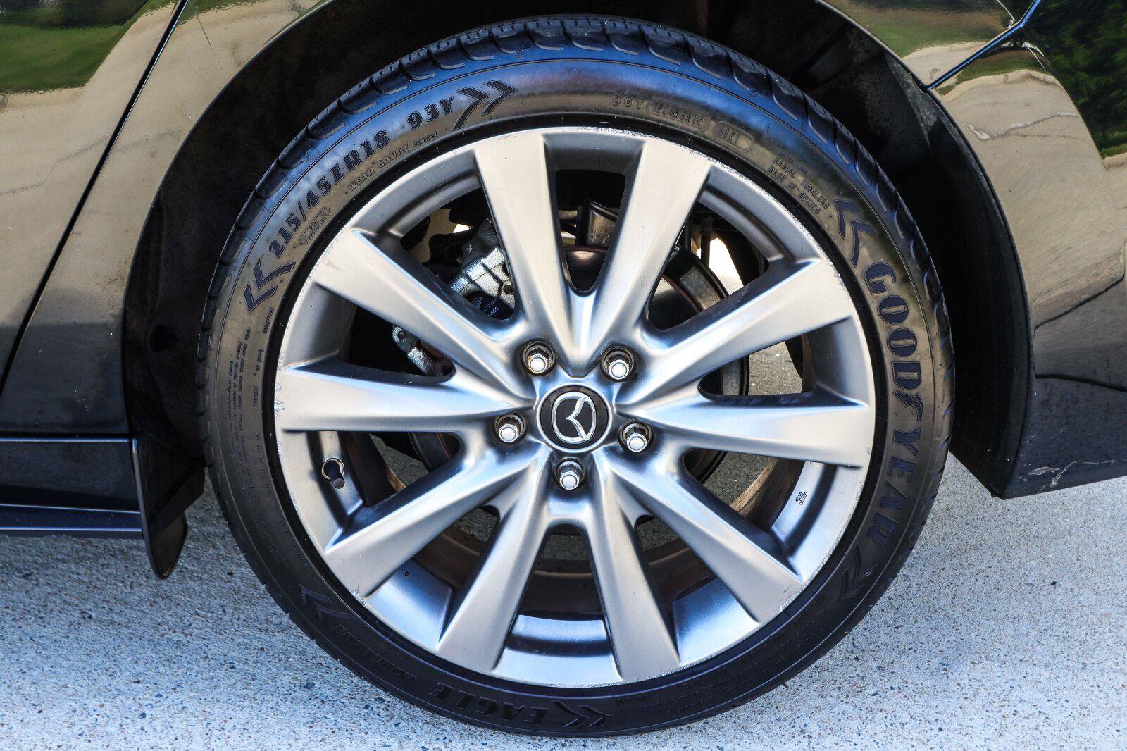 Used 2019 MAZDA MAZDA3 Sedan w/ Preferred Package FWD image 21