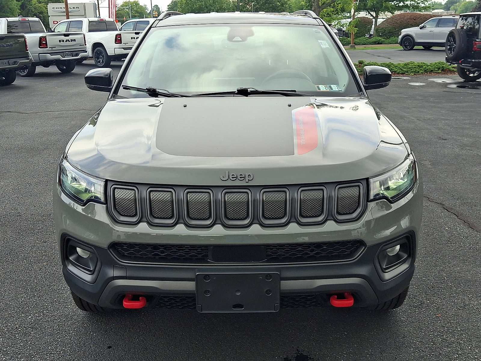 Certified 2022 Jeep Compass Trailhawk AWD/4WD image 2
