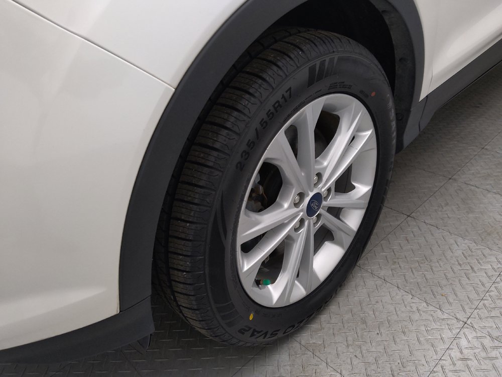 Used 2019 Ford Escape SEL AWD/4WD image 31