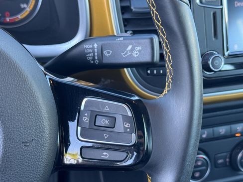 Used 2016 Volkswagen Beetle 1.8T Dune image 19