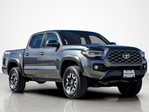 Certified 2022 Toyota Tacoma TRD Off-Road w/ TRD Premium Off Road Package image 7
