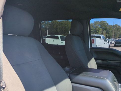 Used 2018 Ford F150 XLT w/ Equipment Group 302A Luxury AWD/4WD image 26
