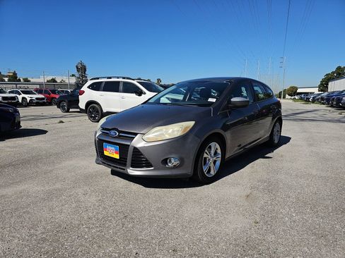 Used 2012 Ford Focus SE image 3