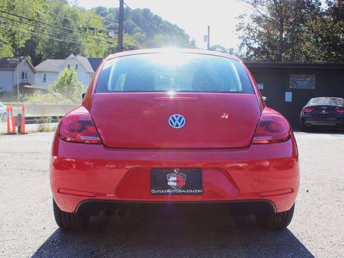 Used 2014 Volkswagen Beetle 2.5 FWD image 6