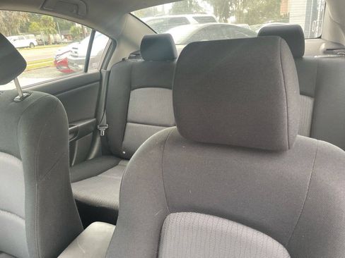 Used 2009 MAZDA MAZDA3 i Touring Value FWD image 15