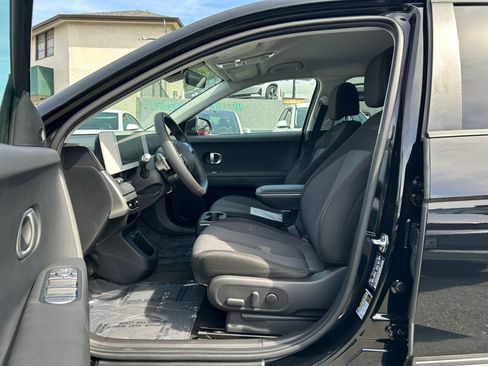 Used 2024 Hyundai Ioniq 5 SE image 11