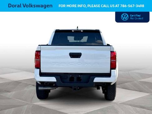 Used 2024 Toyota Tacoma SR5 AWD/4WD image 7