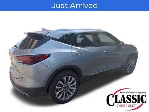 Used 2024 Chevrolet Blazer Premier w/ Driver Confidence II Package image 9