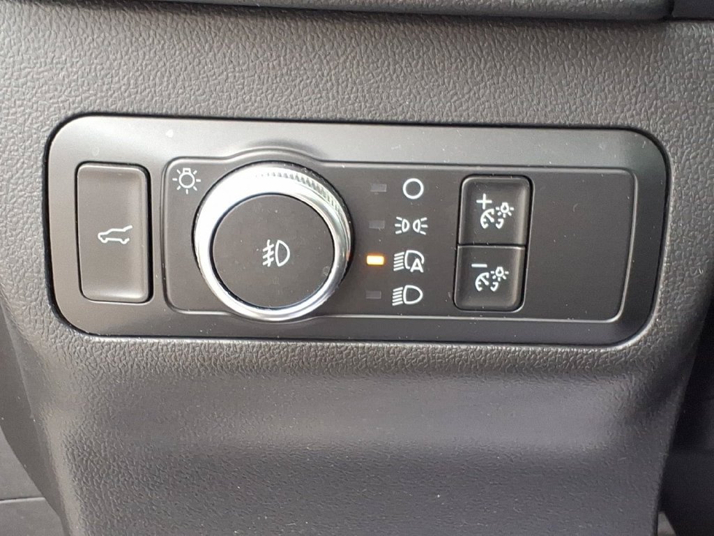 Certified 2020 Ford Escape Titanium AWD/4WD image 15