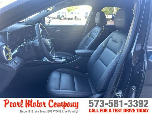 Certified 2024 Chevrolet Trax ACTIV w/ Sunroof Package FWD image 11