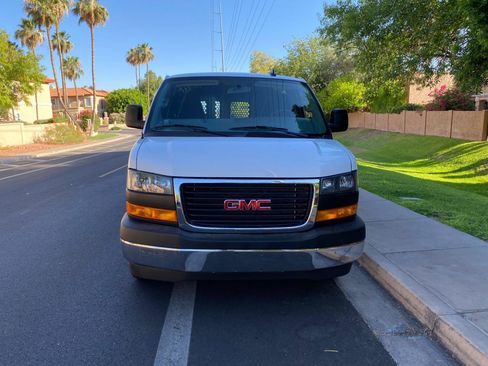 Used 2025 GMC Savana 2500 w/ Driver Convenience Package RWD image 5
