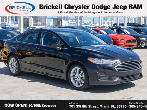 Used 2019 Ford Fusion SE image 3