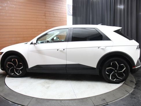 Used 2023 Hyundai Ioniq 5 SEL image 10