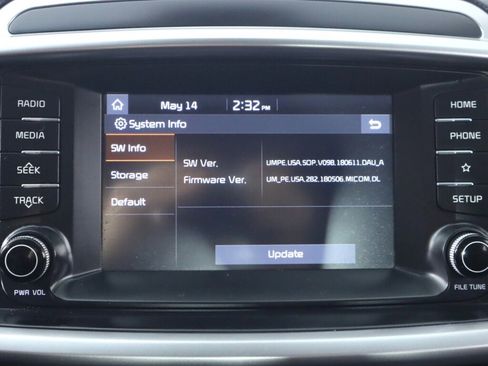 Used 2019 Kia Sorento FWD image 22