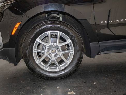 Used 2024 Chevrolet Equinox LT AWD/4WD image 8