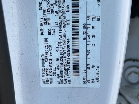 Used 2019 Ford F250 Platinum w/ Platinum Ultimate Package image 29