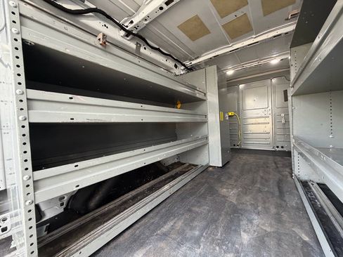 Used 2018 Ford Transit 250 148 Low Roof image 24