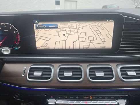 New 2026 Mercedes-Benz GLS 450 4MATIC image 19