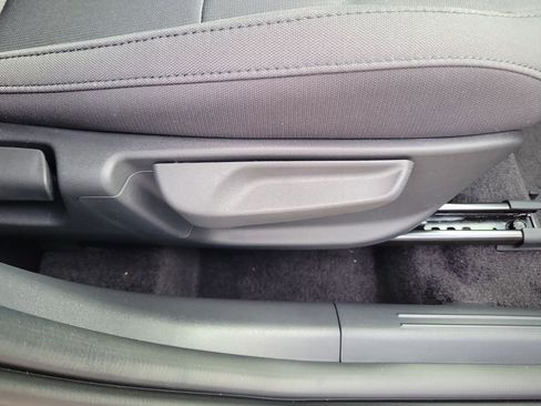 New 2026 Kia Niro LX FWD image 9