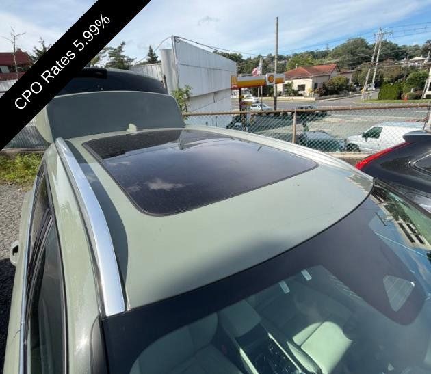 Used 2024 Volvo XC40 B5 Plus w/ Climate Package AWD/4WD image 5