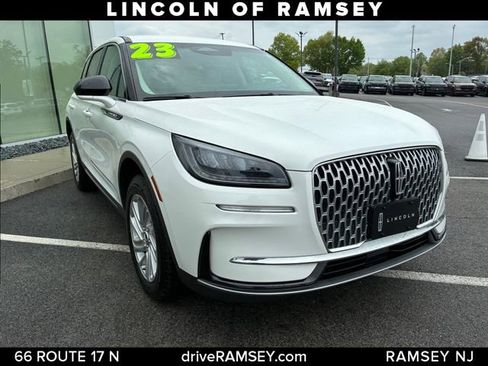 Used 2023 Lincoln Corsair AWD image 9