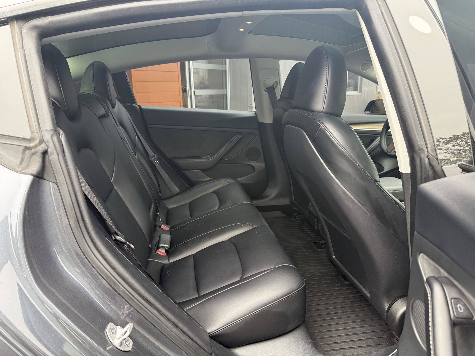 Used 2023 Tesla Model 3 Standard Range RWD image 8