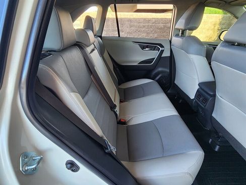 Used 2019 Toyota RAV4 Limited w/ Cold Weather Package FWD image 73