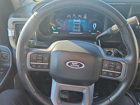 Used 2023 Ford F250 Lariat w/ FX4 Off-Road Package image 15