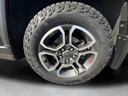 Used 2022 Jeep Grand Cherokee Trailhawk image 33