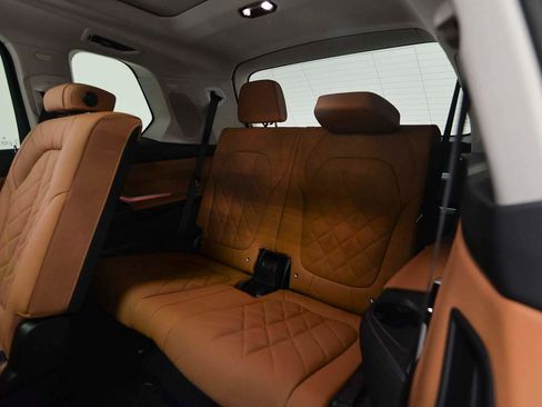 Certified 2026 BMW X7 xDrive40i AWD/4WD image 11
