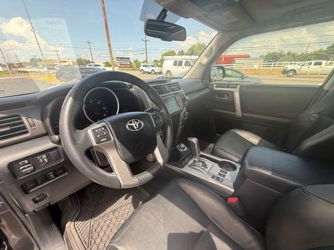 Used 2010 Toyota 4Runner Limited AWD/4WD image 14