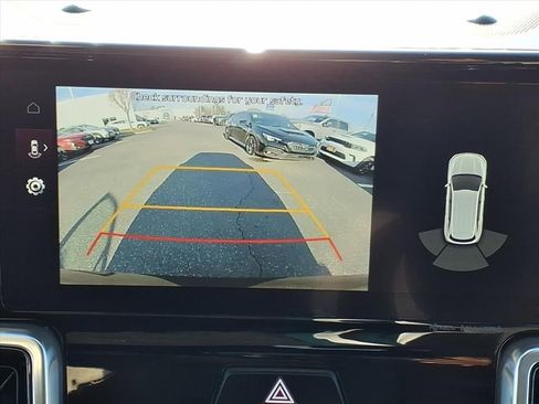 Used 2023 Kia Sorento SX image 9